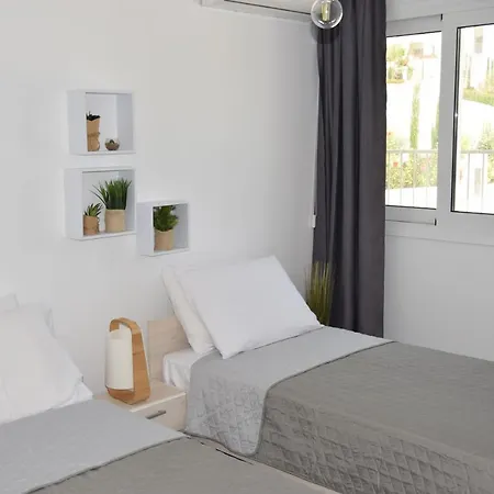 Luxury With Pool By Raise Lägenhet *