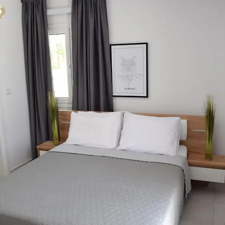 Luxury With Pool By Raise