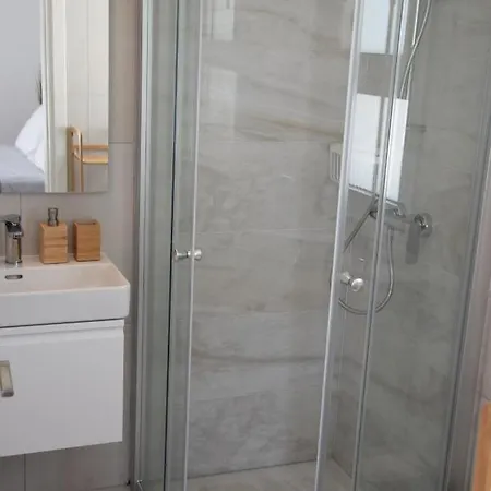 Luxury With Pool By Raise Apartment *