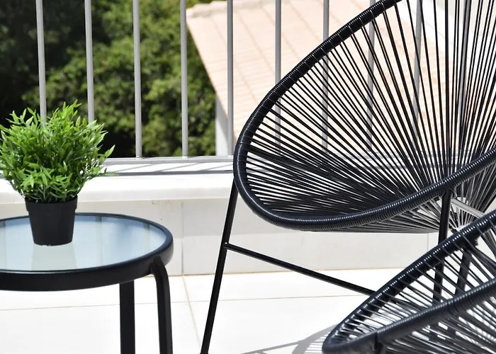 Luxury With Pool By Raise Apartmán