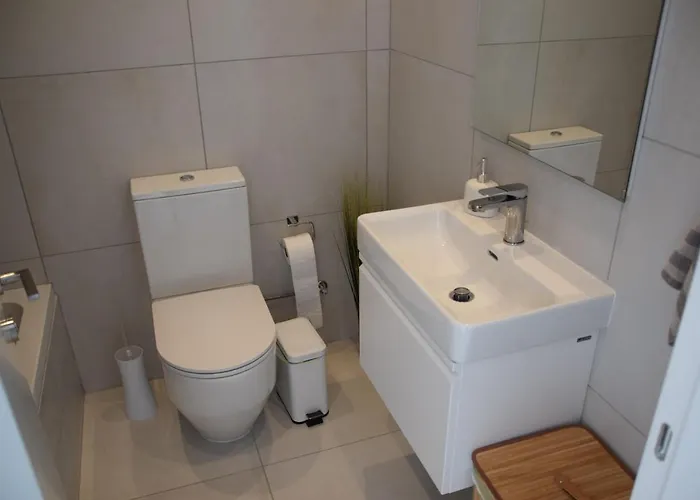 Luxury With Pool By Raise Apartmán