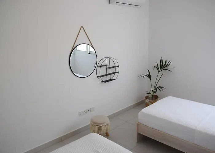 Luxury With Pool By Raise *